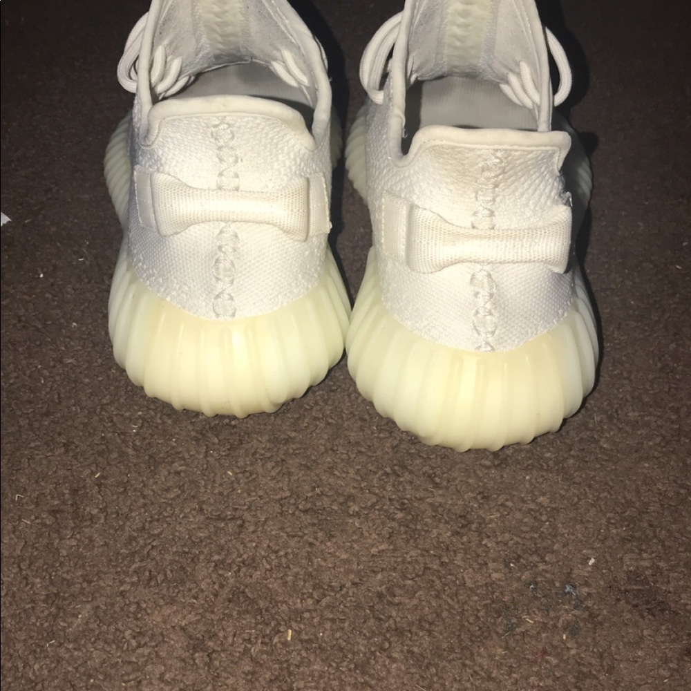 Yeezy 350 Boost V2 Cream White - Picture 4 of 8
